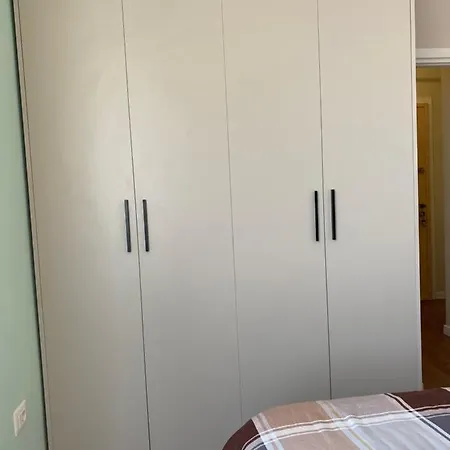 Central Apartment With Balcony Tirana
